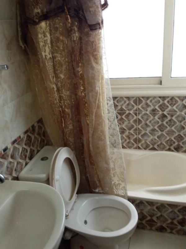 Isis Hostel 2 image 13